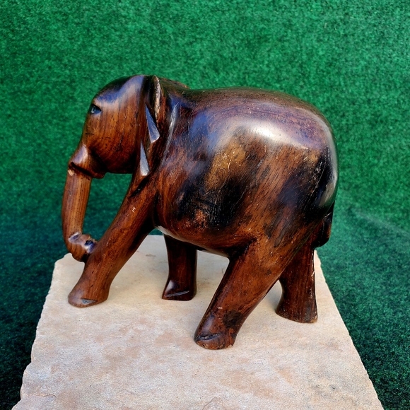 Handcrafted Elephant Wood Decorative Artisan 6"x6" Heavy 2lbs - Picture 5 of 14